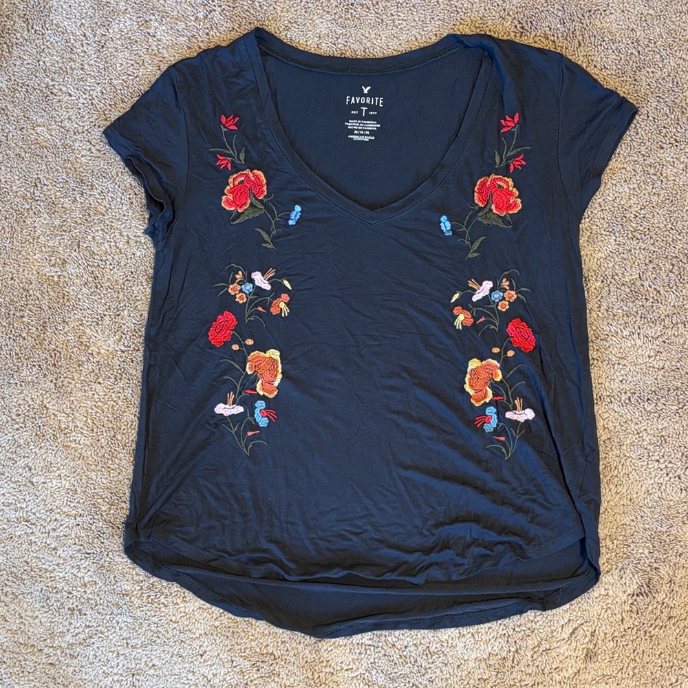 American Eagle Outfitters Black V-Neck Tee with Red Floral Embroidery
